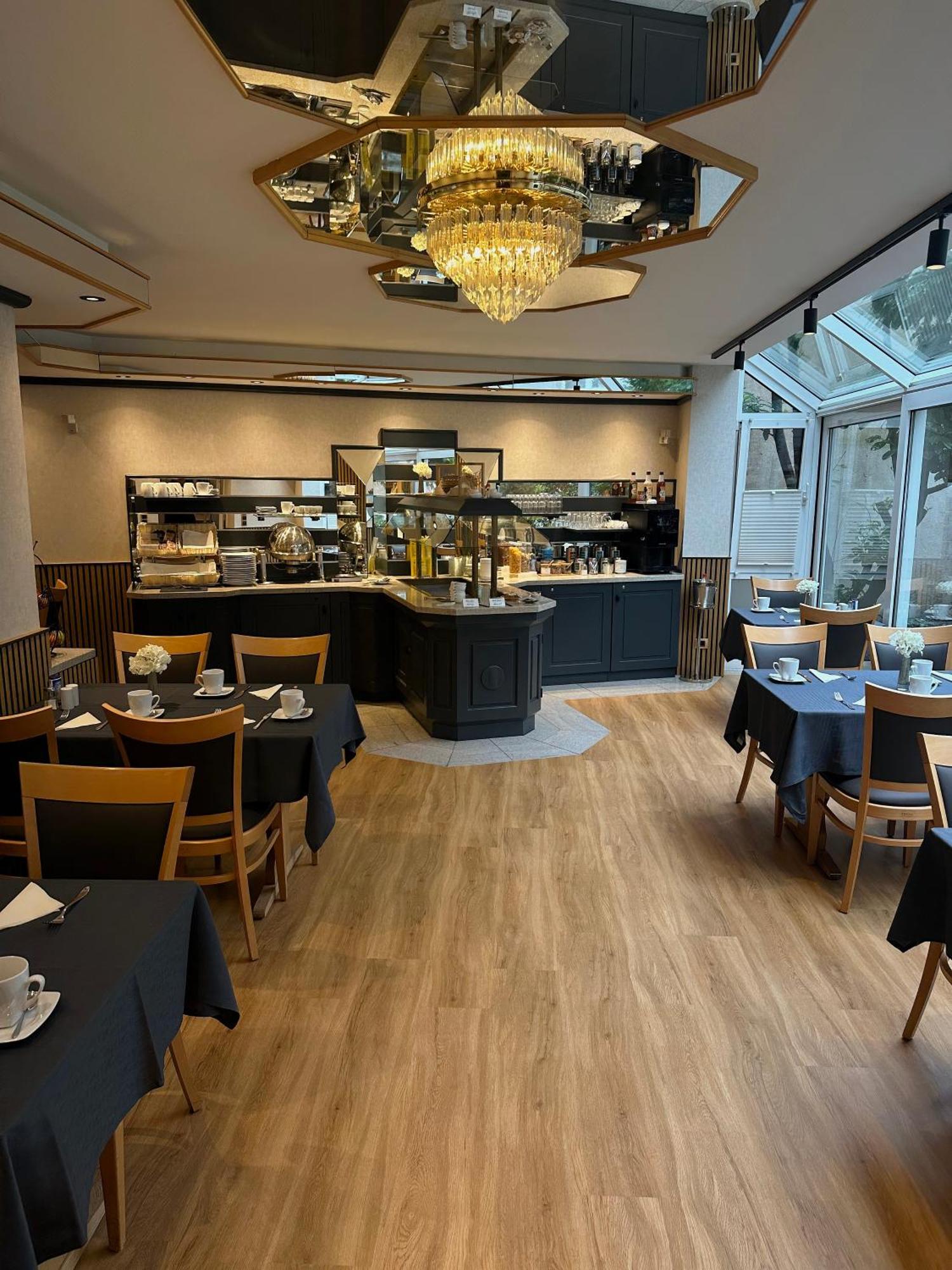 Ambient Hotel Zum Schwan Γκελσενκίρτσεν Εξωτερικό φωτογραφία
