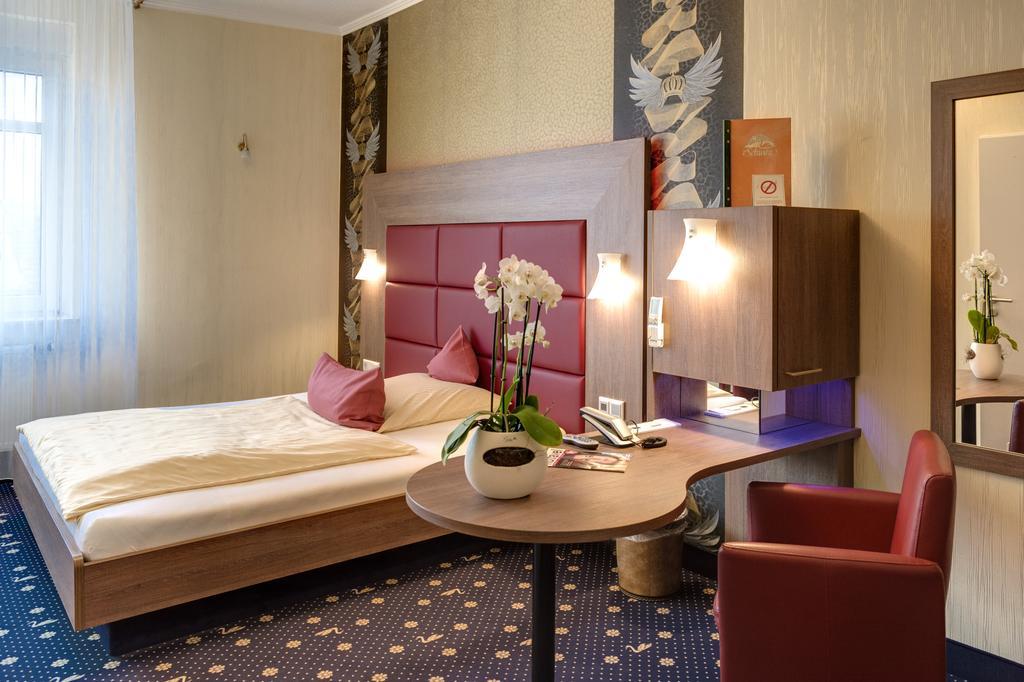 Ambient Hotel Zum Schwan Γκελσενκίρτσεν Εξωτερικό φωτογραφία