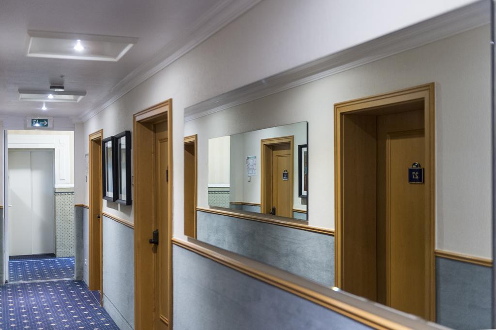 Ambient Hotel Zum Schwan Γκελσενκίρτσεν Εξωτερικό φωτογραφία