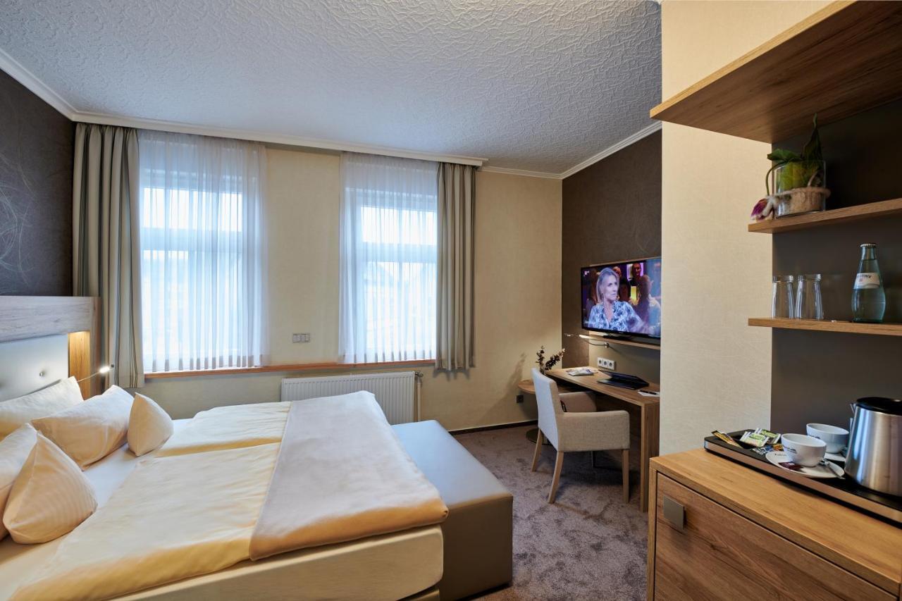 Ambient Hotel Zum Schwan Γκελσενκίρτσεν Εξωτερικό φωτογραφία