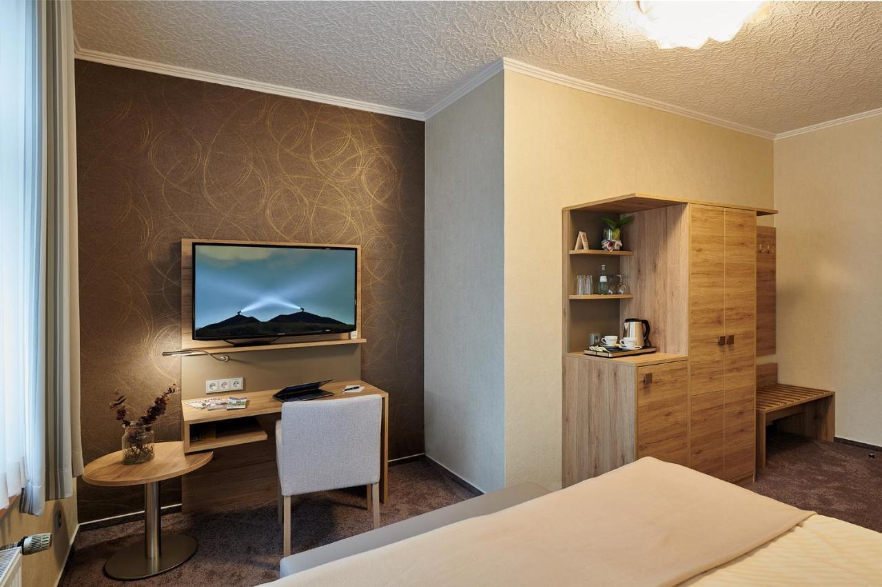 Ambient Hotel Zum Schwan Γκελσενκίρτσεν Εξωτερικό φωτογραφία
